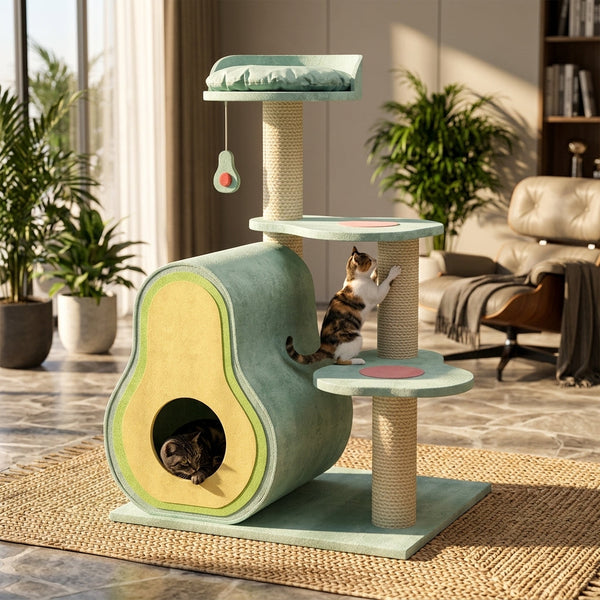 Arbre à chat avocat dans un salon, chat jouant sur une plateforme et second chat dans la niche tunnel