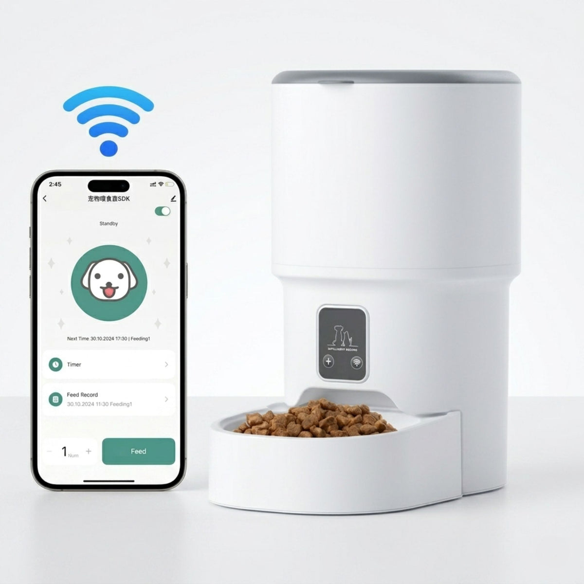 distributeur automatique de croquettes pour chat blanc connecté WiFi avec application smartphone de contrôle à distance et bol rempli de croquettes