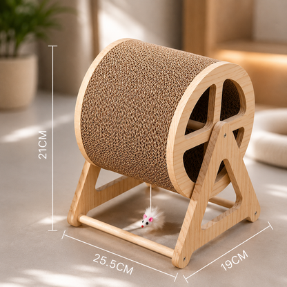 Griffoir pour chat en bois clair avec rouleau en carton alvéolé et dimensions visibles dans un intérieur moderne chaleureux et épuré.