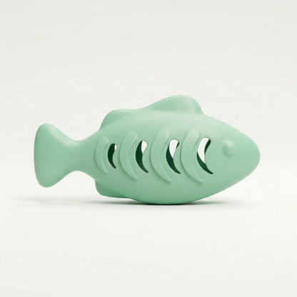 Jouet poisson distributeur pour chat en silicone vert mint – vue produit fond clair