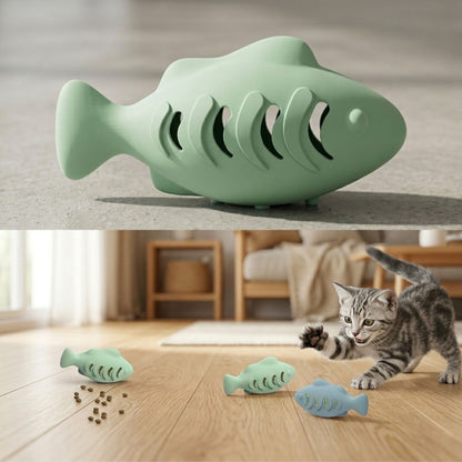 Jouet poisson distributeur en silicone vert mint – vue produit et mise en situation avec chaton tigré jouant sur parquet, ambiance salon scandinave