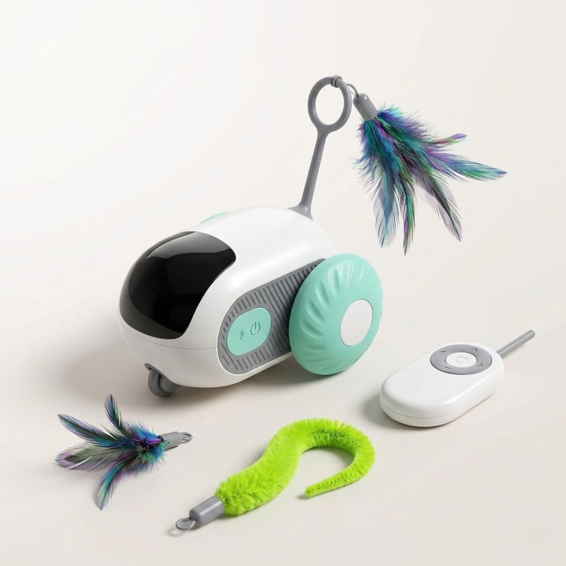 Voiture téléguidée interactive pour chat avec télécommande, plumes de rechange et queue bleue incluses, vue produit fond clair
