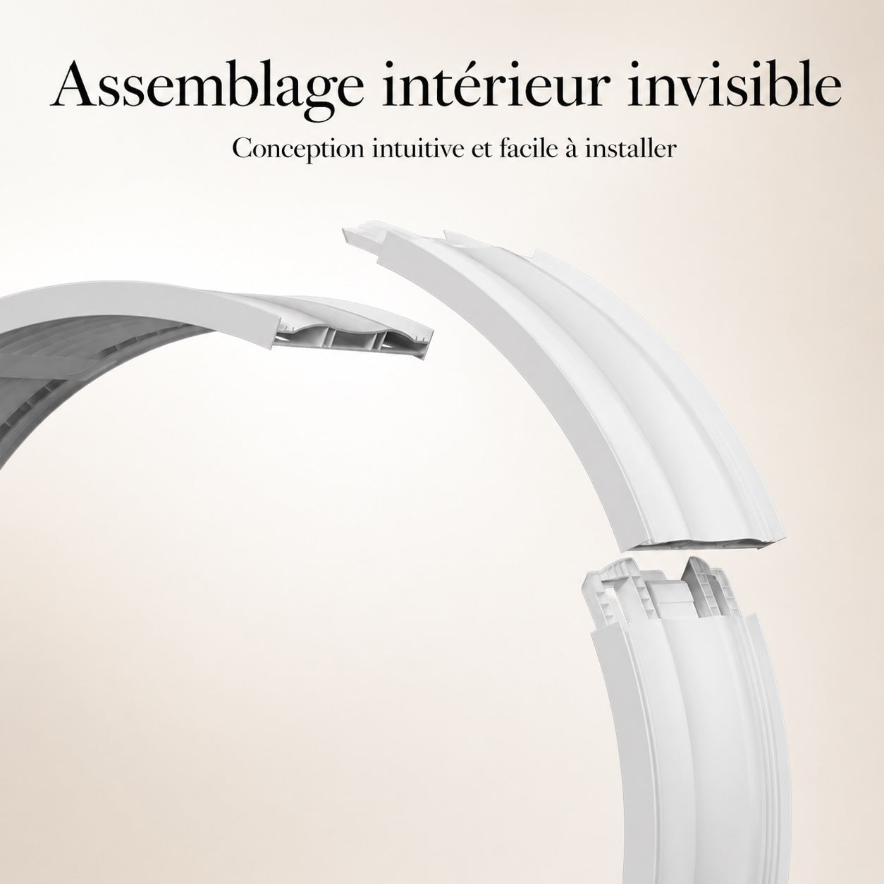 Gros plan sur le système d'assemblage intérieur invisible de la roue pour chat blanche, conception intuitive par emboîtement sans outil ni vis apparent.
